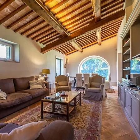 Villa Podere I Poggi By Great